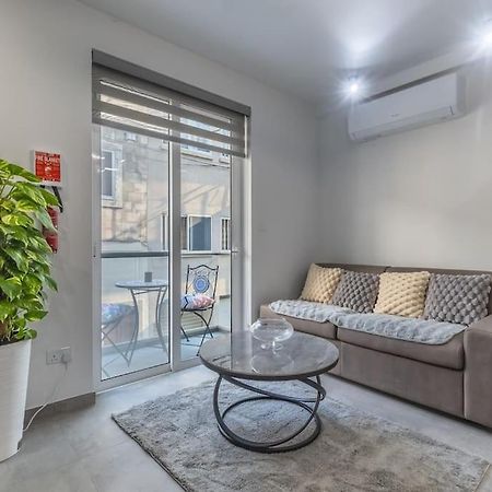 Nocturnal Elegance Apartment By Solea Sliema Eksteriør bilde