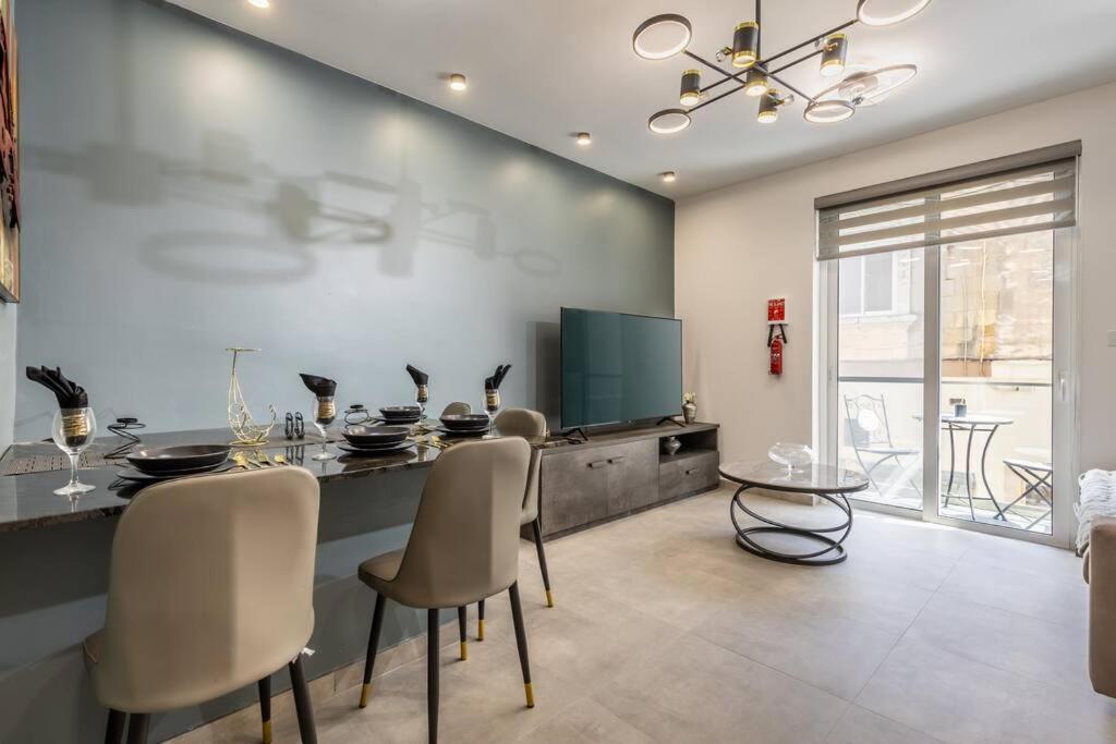 Nocturnal Elegance Apartment By Solea Sliema Eksteriør bilde