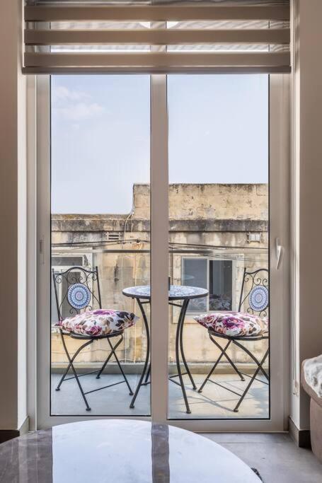 Nocturnal Elegance Apartment By Solea Sliema Eksteriør bilde