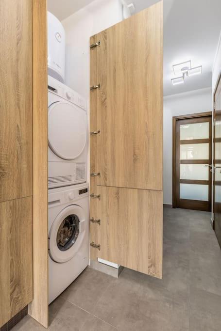 Nocturnal Elegance Apartment By Solea Sliema Eksteriør bilde